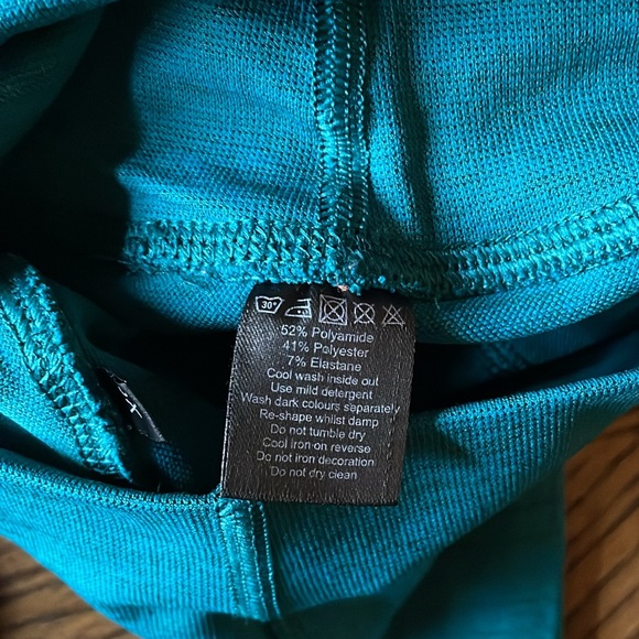 Women’s Turquoise Alphalete Compression Leggings Size XS Never Worn - Picture 4 of 11